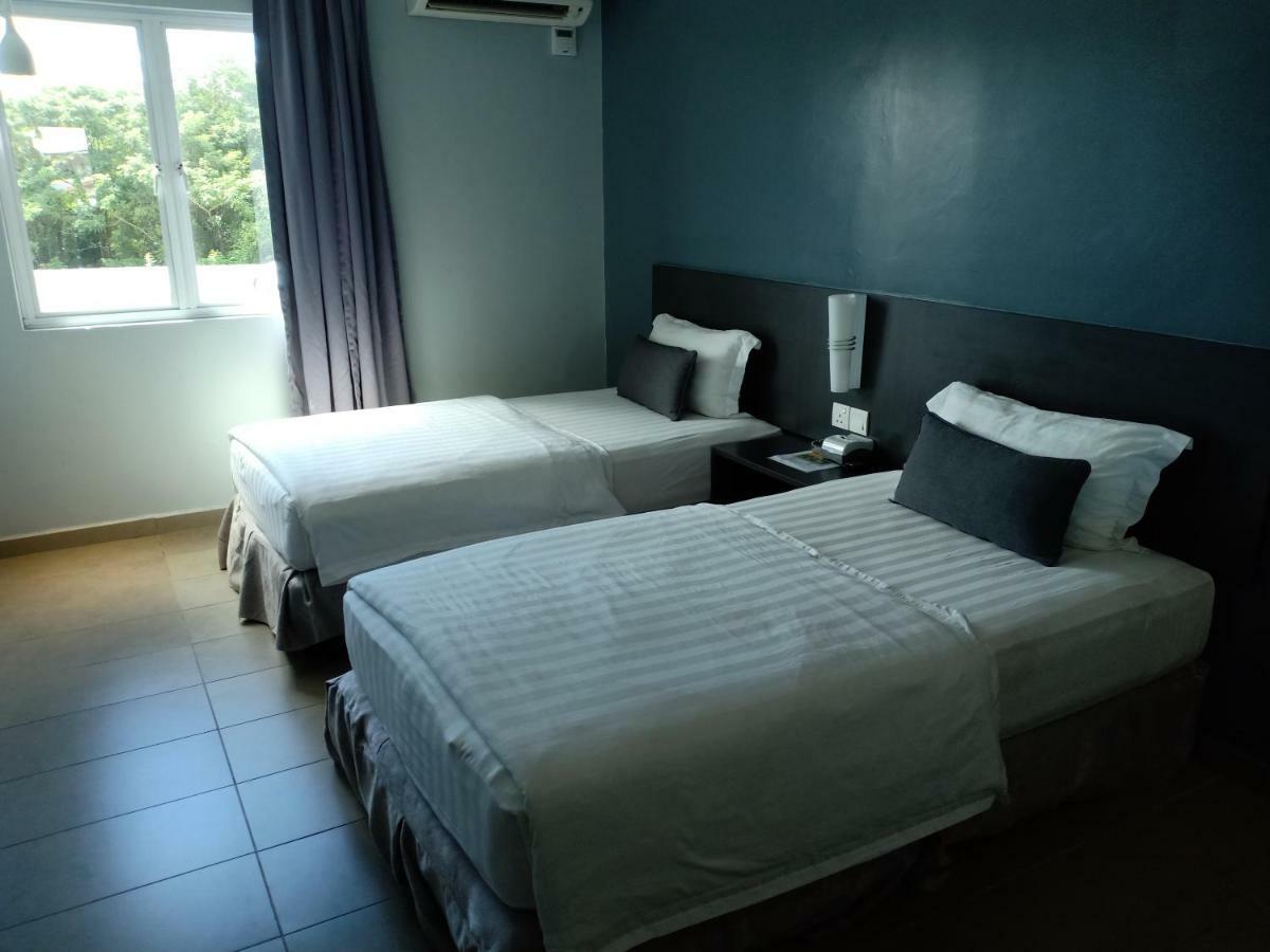 G Langkawi Motel Kuah Buitenkant foto