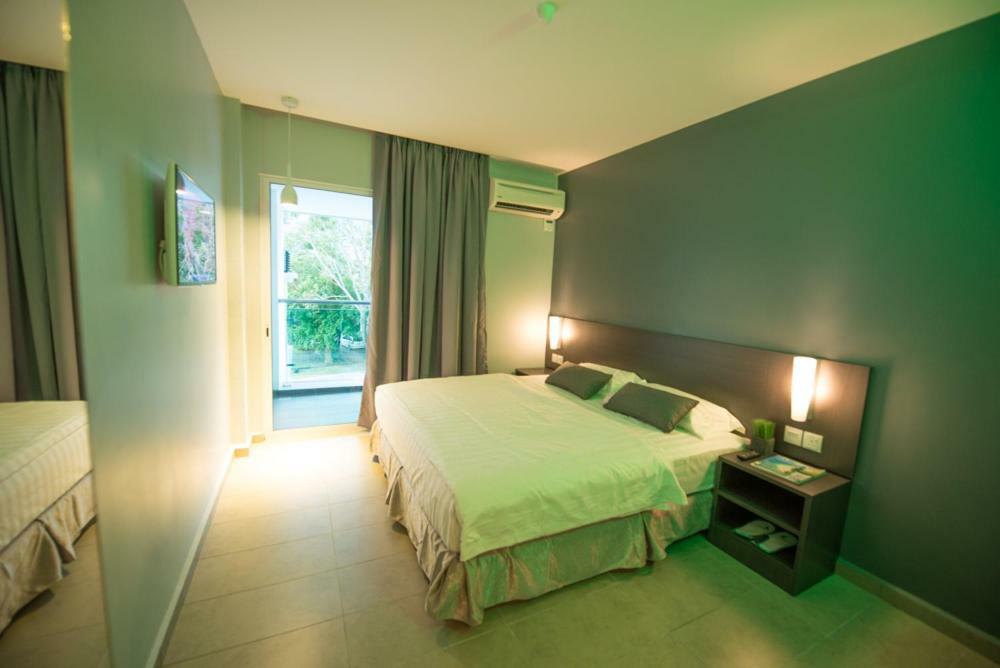 G Langkawi Motel Kuah Buitenkant foto